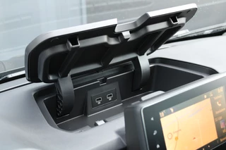 Renault Trafic 2024 - 2.0 Blue dCi 170pk T29 L2H1 Extra DC - 2x Schuifdeur - Carplay - LED - Blind Spot - Navigatie - Camera - Trekhaak - Stoelverwarming - Rijklaar bild 36