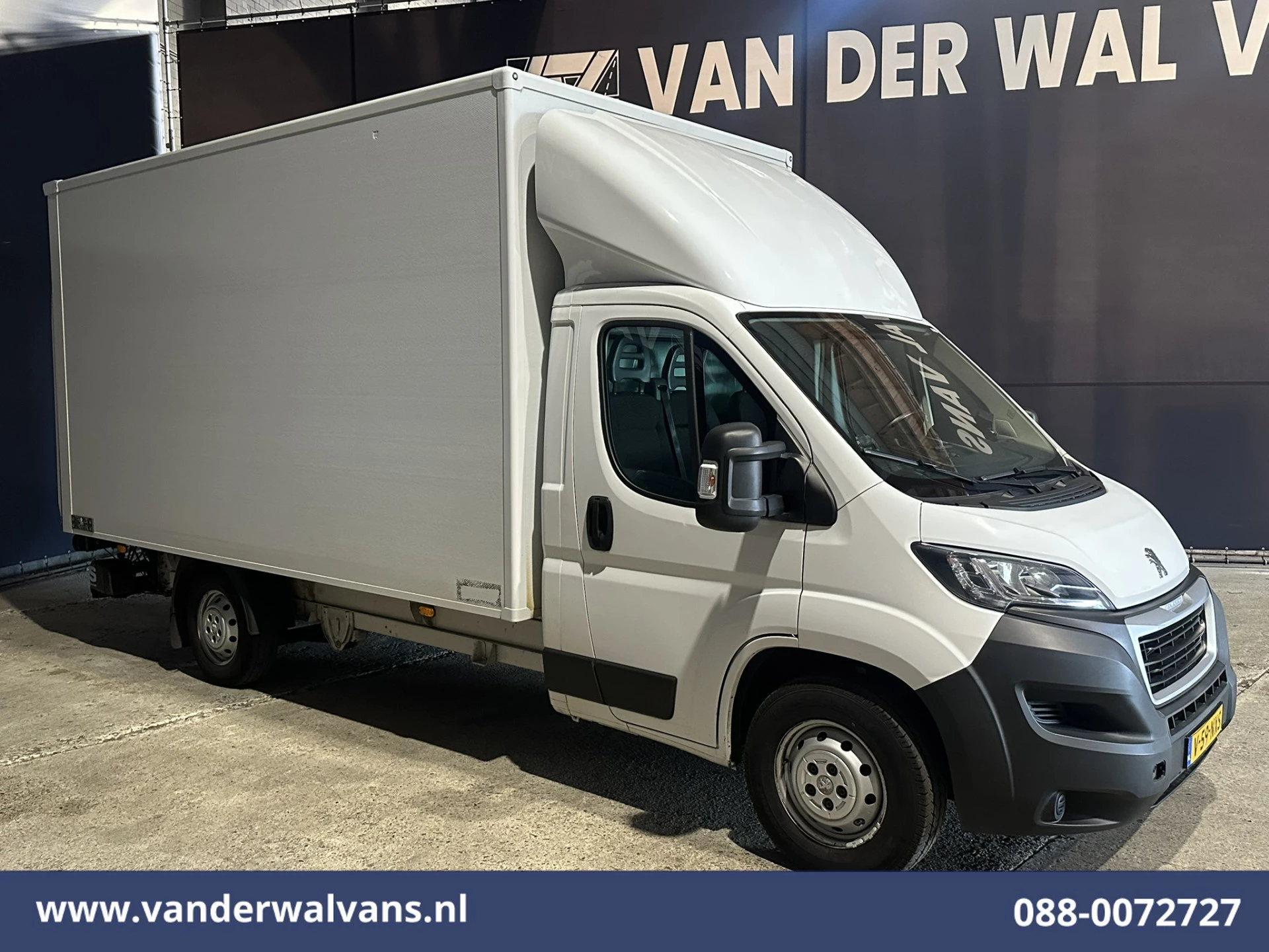 Peugeot Boxer 2022 - 2.2 BlueHDi 141pk Bakwagen 428cm Lang Laadklep Euro6 Airco | Camera | 1085kg laadvermogen obrázek 7