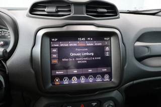 Jeep Renegade 2022 - 1.5T E-HYBRID LIMITED / NIGHT EAGLE / Trekhaak imagen 41
