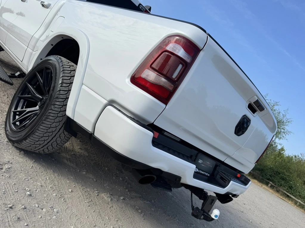 Dodge Ram 1500 2022 - LIMITED 5.7L V8, 1E EIG, LUCHTV, 22 INCH FUEL, SPLIT TAILGATE, afbeelding 6