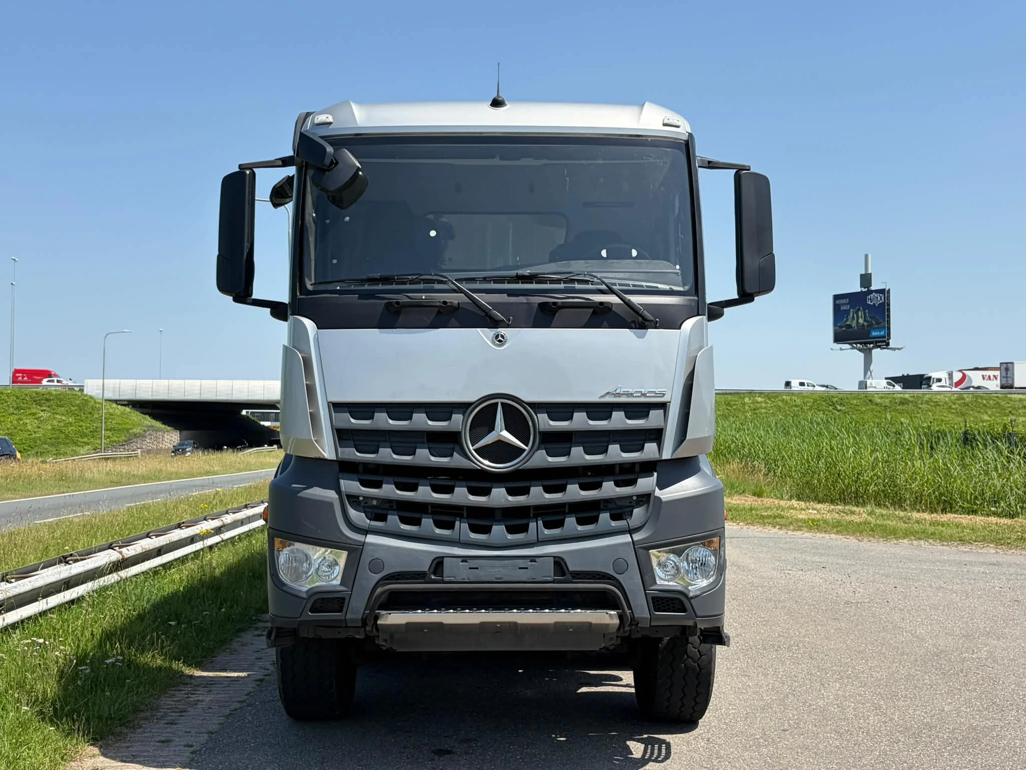 Mercedes-Benz Arocs 4848 8x8 tipper 2020 afbeelding 8