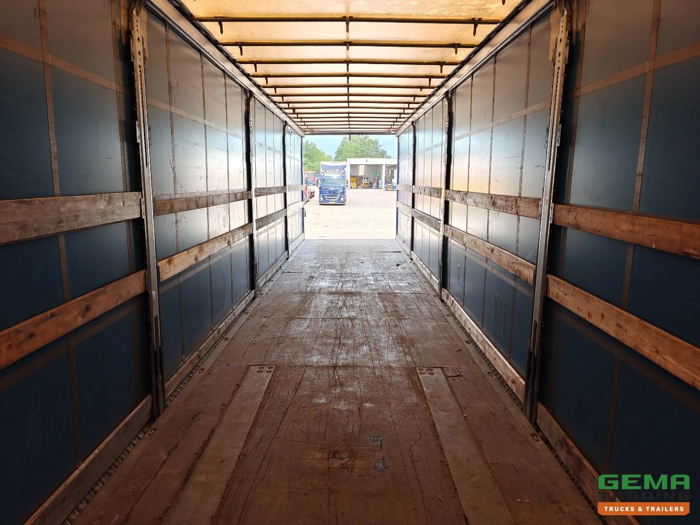 Schmitz Cargobull SCB*S3T 2016 image 10