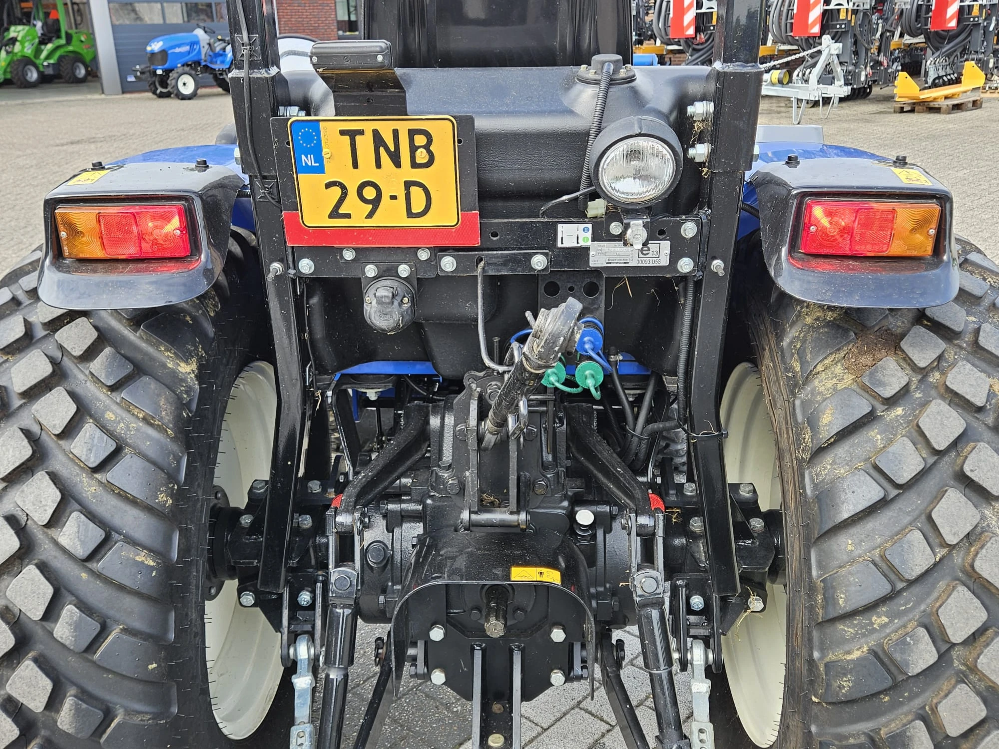 New Holland 2019 - Boomer 50 hydrostaat obrázek 18
