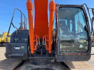 Hitachi ZX210LC-6 2018 - N/A image 8