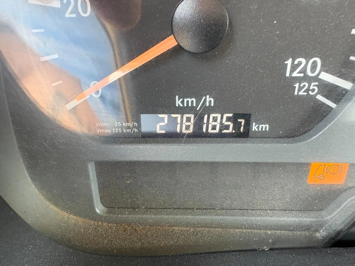 Mercedes-Benz Axor 2008 zdjęcie 31