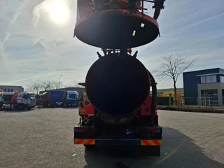 MAN TGS 2011 - 35.360 / WICOM SEWAGE SUCTION 200 BAR / 8X4 / !! 236672 KM !! / 2XLENKACHSE / FRIDGE / MANUAL / EURO-5 / 2011 obrazek 9