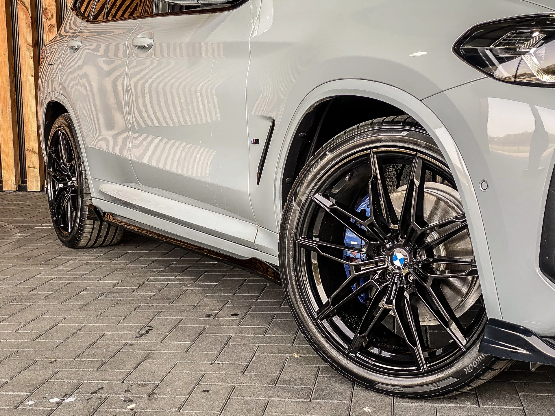 BMW X3 2023 - xDrive30e 292PK High Executive M-Sport afbeelding 24