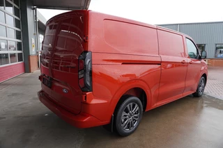Ford Transit Custom 2024 - 320L 2.0 TDCI 136PK L2H1 Limited obrazek 4