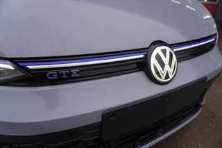 Volkswagen Golf 2025 - 1.5 eHybrid GTE 272PK Automaat Black Style obrazek 10