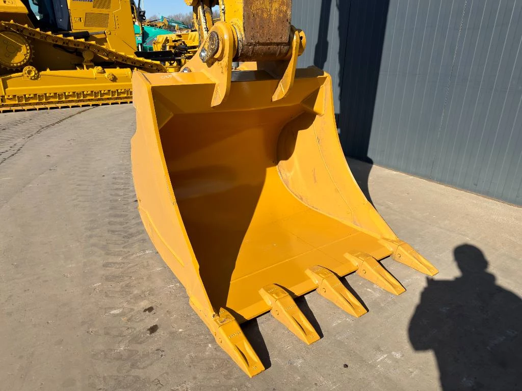 Cat 2014 - M320F afbeelding 11