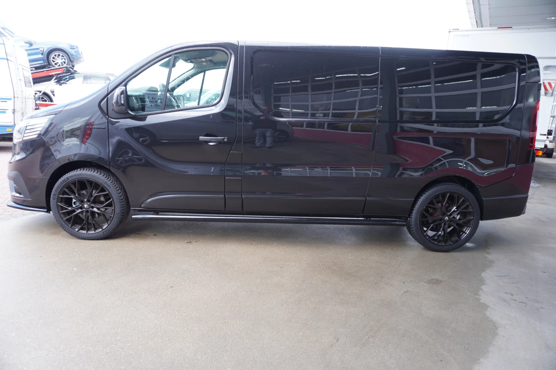 Renault Trafic 2024 - 2.0 Blue dCi 170PK L2H1 Extra Black Edition obrázek 8