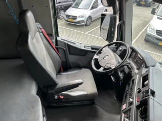 Renault T 380 2019 - Comfort / 637 dkm bild 3