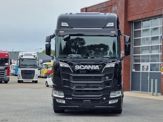 Scania R 2026 - R590 V8 NGS Highline 6x2 - New - Full spec - 2.95 WB - Retarder - Full air - Leather - NEW! afbeelding 2 miniatuur