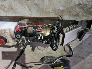 Iskra Hydroliek pomp 24V 2 - N/A obrazek 5