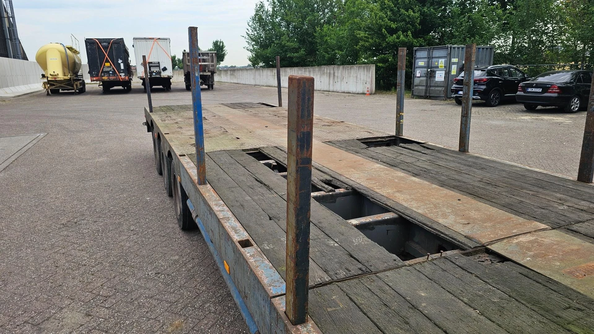 Broshuis E/2190/27 - 6.5 Meters Extendable 2002 image 14