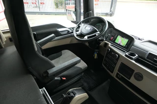MAN TGX 2018 - 18.500 XXL | Mega/Lowdeck | Lifting fifth wheel | 577918Km | 2018 | Retarder | 2 Tanks | Full Air | Stand klima | Subwoofer | TUV/MOT/APK 08-2026 | German Truck obrazek 44