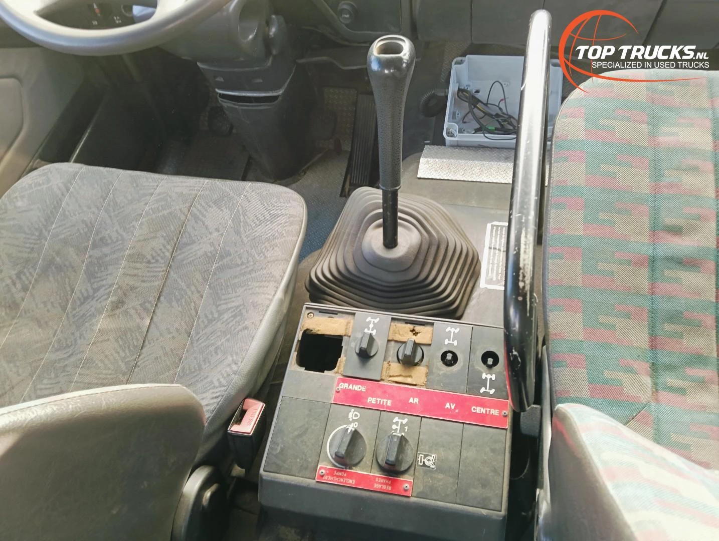Mercedes-Benz 1824 1998 immagine 12