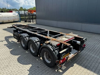 LAG N/A 2014 - 20FT ADR CHASSIS / empty weight 3.540kg / BPW / ADR (EXII, EXII, FL, AT) / NL-chassis on very good tires obrazek 8