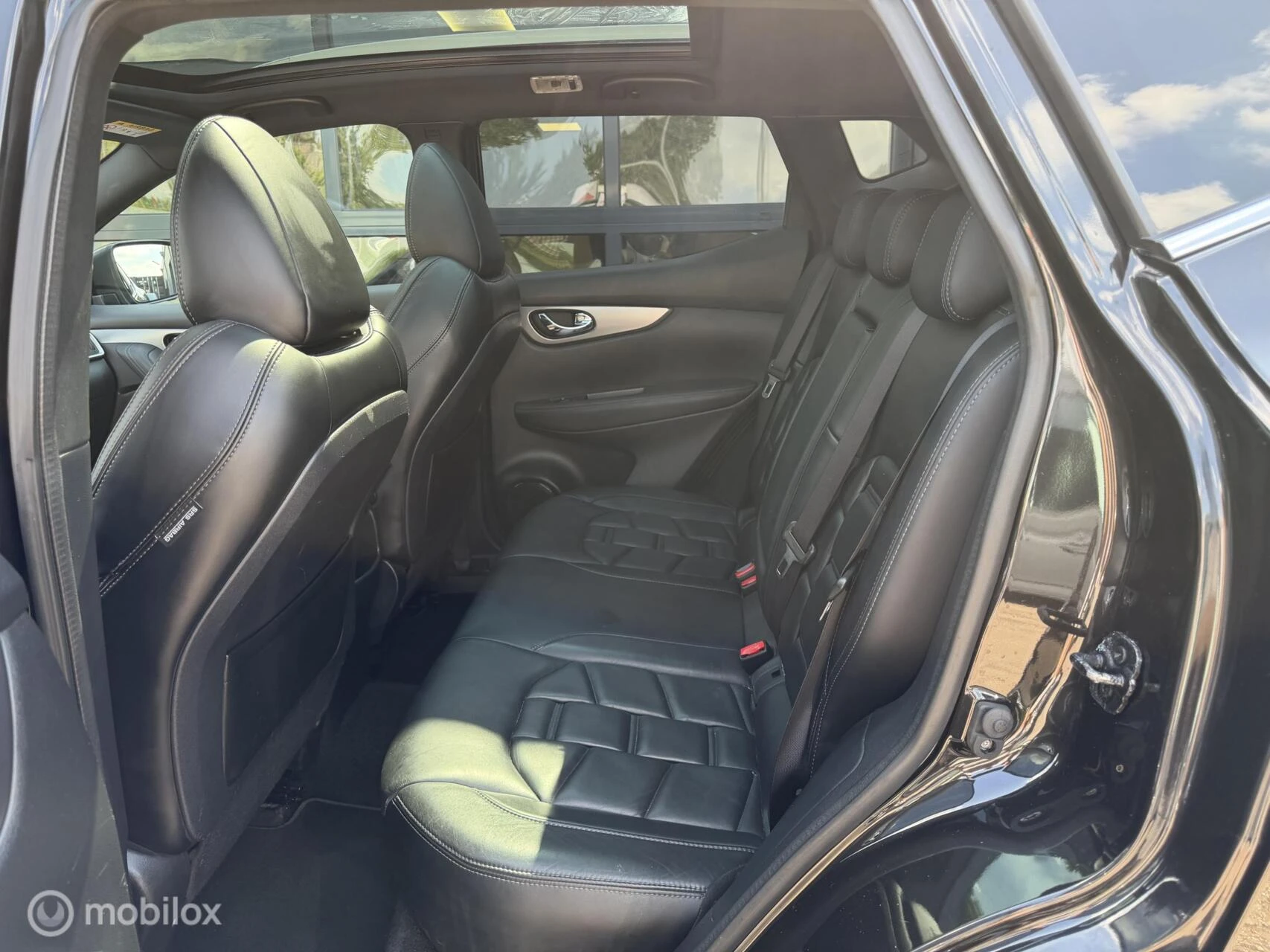 Nissan QASHQAI 2018 - 1.2 Tekna + Automaat Panoramadak Leder Navi afbeelding 12