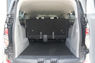 Ford Transit Custom 2026 - 340 2.5 PHEV L2H1 Limited 232pk 9 Zits - Keyless - ACC - Blindspot - Camera - Carplay - Navi - Prijs excl. BTW - Rijklaar image 9