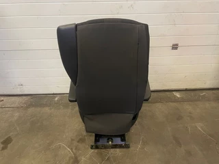 DAF N/A - 2296479 / 2437892 CHAUFFEURSSTOEL LUXURY MET DAF-LOGO immagine 4