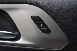 Chrysler Pacifica 2023 - 3.6i V6 Hybrid LIMITED S PHEV 7 - Persoons / Plug In Hybrid afbeelding 6