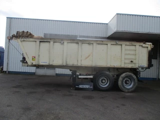 Kaiser N/A 2004 - 2 axle , Steel tipper trailer , Drum Brakes , Spring Suspension imagen 2