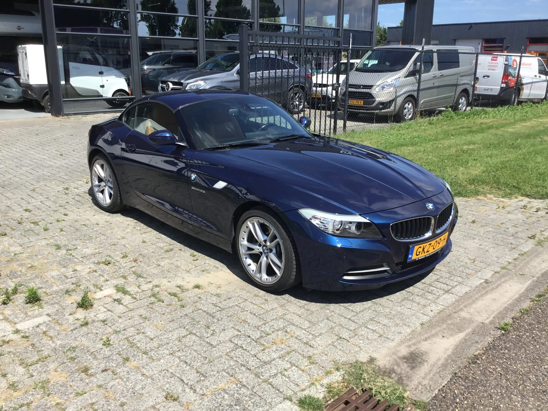 BMW Z4 2011 - Roadster SDrive30i Executive LPG imagem 7