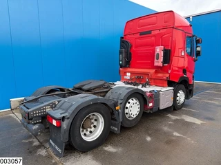 Renault N/A 2016 - T 460 6x2, EURO 6, Compressor, RHD imagem 2