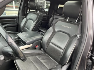 Dodge Ram 1500 2020 - 5.7 V8 4x4 Crew Cab Laramie Sport package image 12