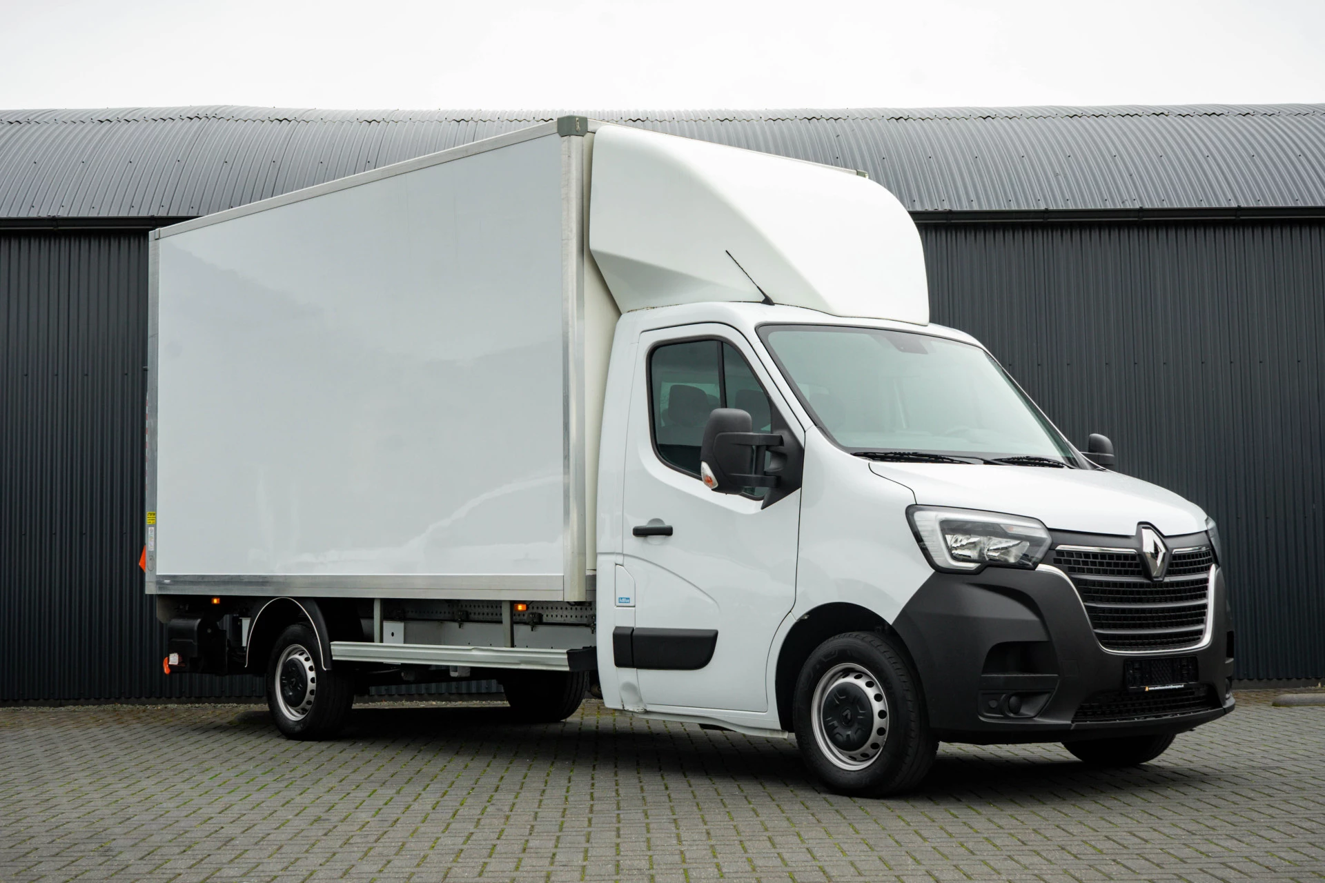 Renault Master 2024 - 2.3dCi 146PK | Bakwagen met Laadklep | LED | Carplay | Camera | Cruise Bild 4