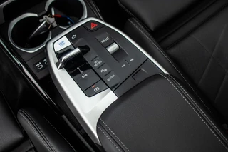 BMW iX1 2023 - xDrive30 67 kWh, Pano, Leder, Carplay, Ambient, H&K zdjecie 18