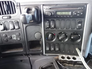 Scania P 2006 - P420 6x4 steelsprings obrazek 15