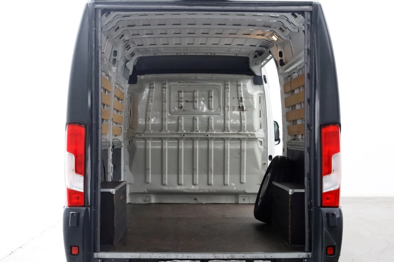 Peugeot Boxer 2018 - 2.0 BlueHDI 130pk E6 L3H2 Navi/Camera Laadklep 500kg 05-2018 image 6
