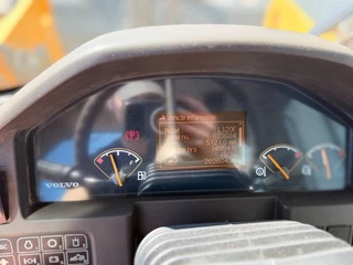 Volvo N/A 2008 - L120F obrazek 44