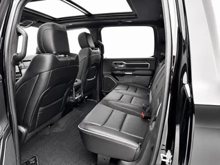 Dodge Ram 1500 2024 - 5.7 V8 4x4 Crew Cab Laramie | BPM VRIJ! | Elektr. treeplanken | Head-up | 360gr camera| Panorama | Trekhaak | LPG| bild 15