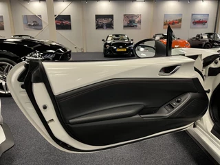 Mazda MX-5 2016 - ND Roadster 1.5 SkyActiv-G 131PK GT-M Bose Sportspack Recaro PDC bild 75