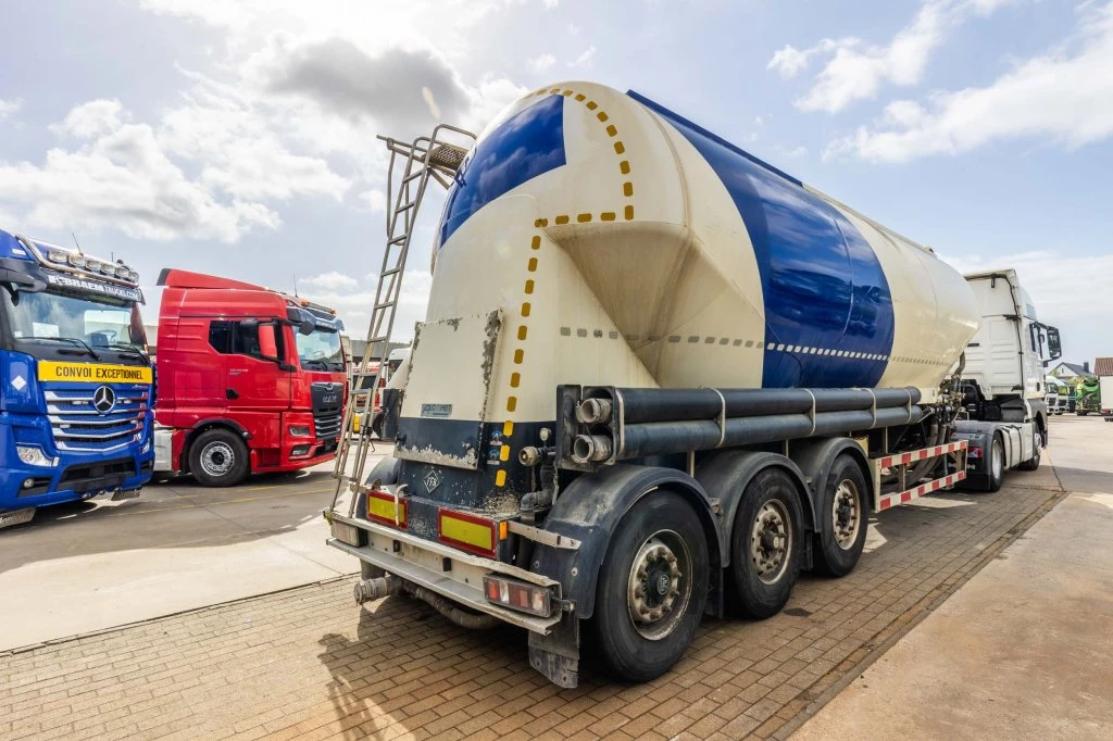 FELDBINDER 2011 - EUT 40.3- 40.000 L CEMENT/CIMENT/ZEMENT Bild 4