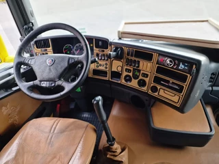Scania R 2007 - R500 V8 Topline 4x2 - Manual gearbox - Retarder - PTO/Hydraulic - Custom interior imagem 12