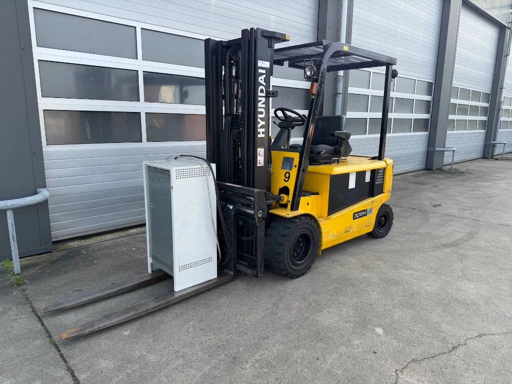 Hyundai 2008 - 30BH-7 elektrische heftruck 3000kg 3ton forklift image 2
