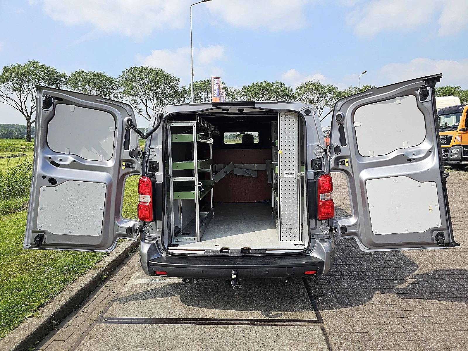 Opel Vivaro 2020 - 2.0 obrázek 13