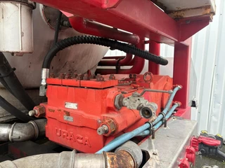 Burg URACA KD 716 / VOLVO PENTA TAD942VE 2009 - N/A изображение 7