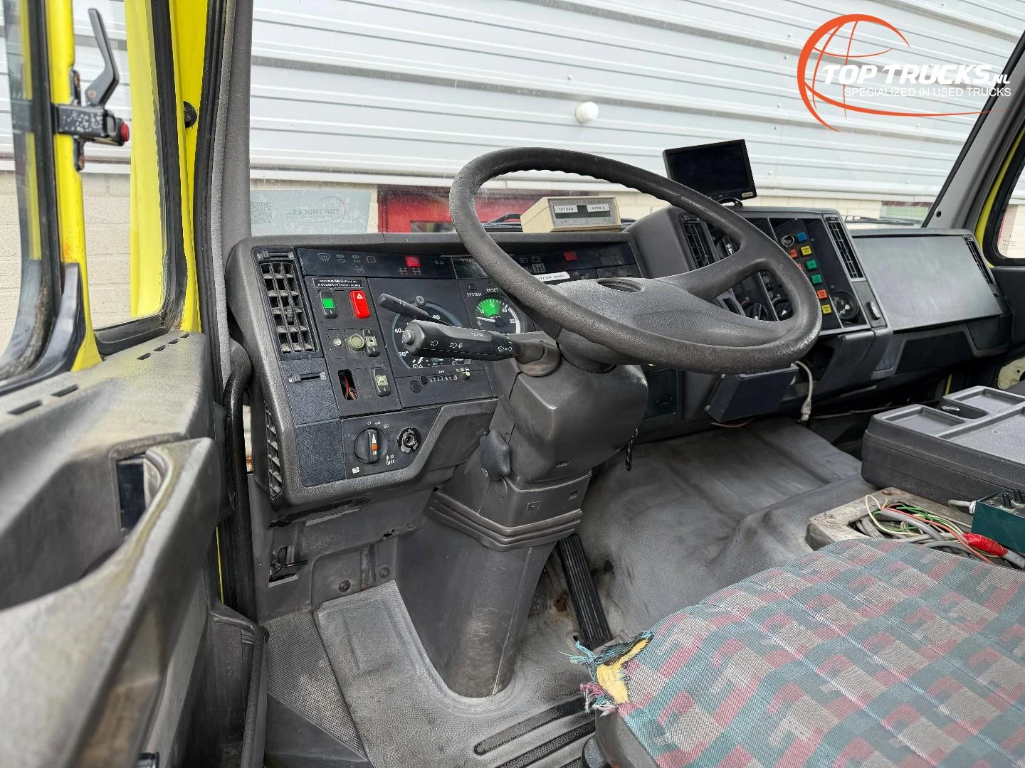 Mercedes-Benz SK 3234 1999 Bild 9