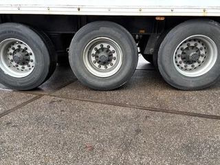Pacton N/A 2001 - / JUMBO 3-AXLE CLOSED BOX WITH FULL STEEL CHASSIS (BPW-AXLES / DRUM BRAKES / ABS BRAKE SYSTEM / 13.60 METER) obrazek 7