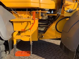 Volvo N/A 2026 - L90 H2 2026 Michelin 650/65 image 14