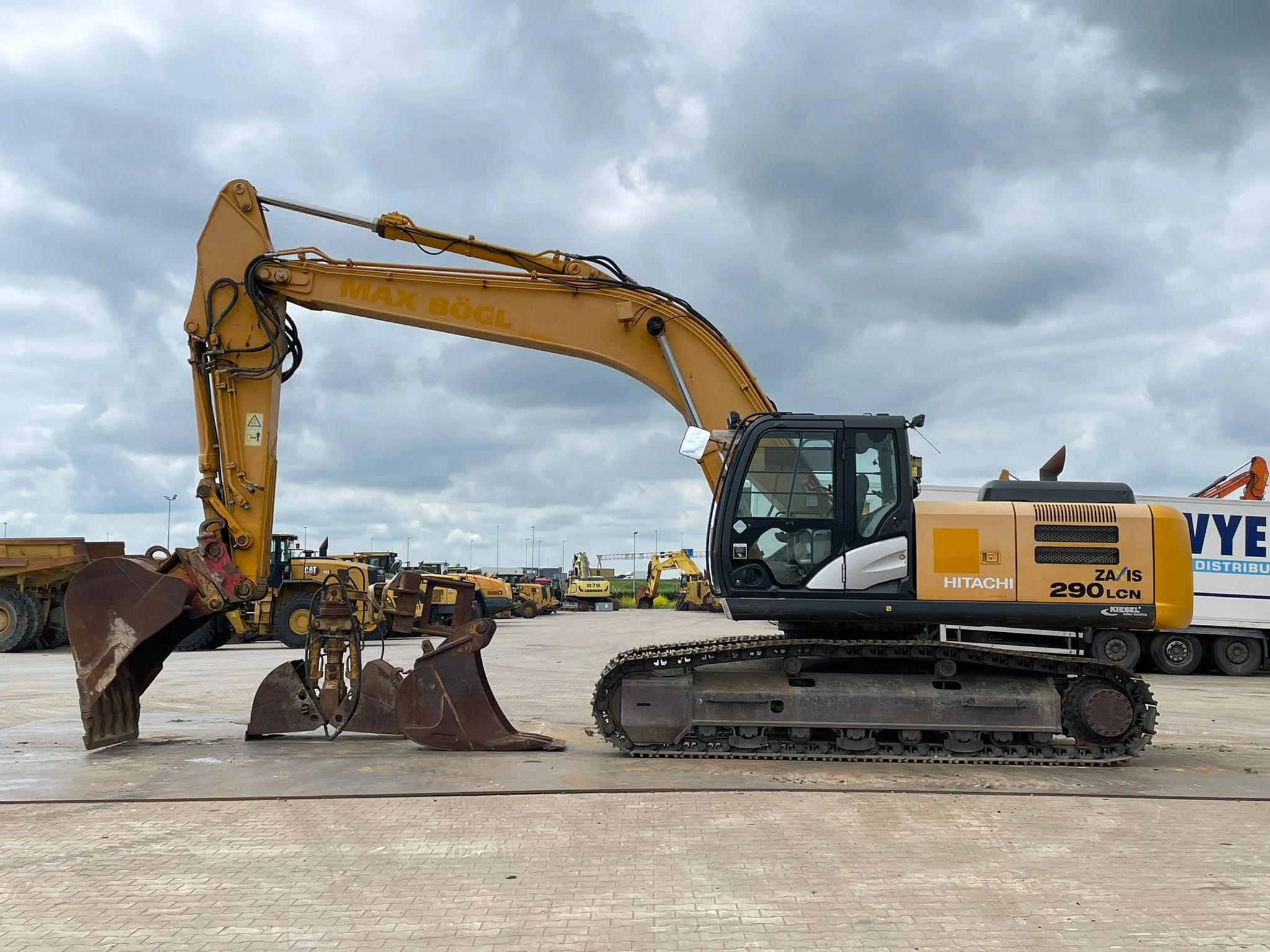 Hitachi ZX290 LCN - 5 2013 image 1