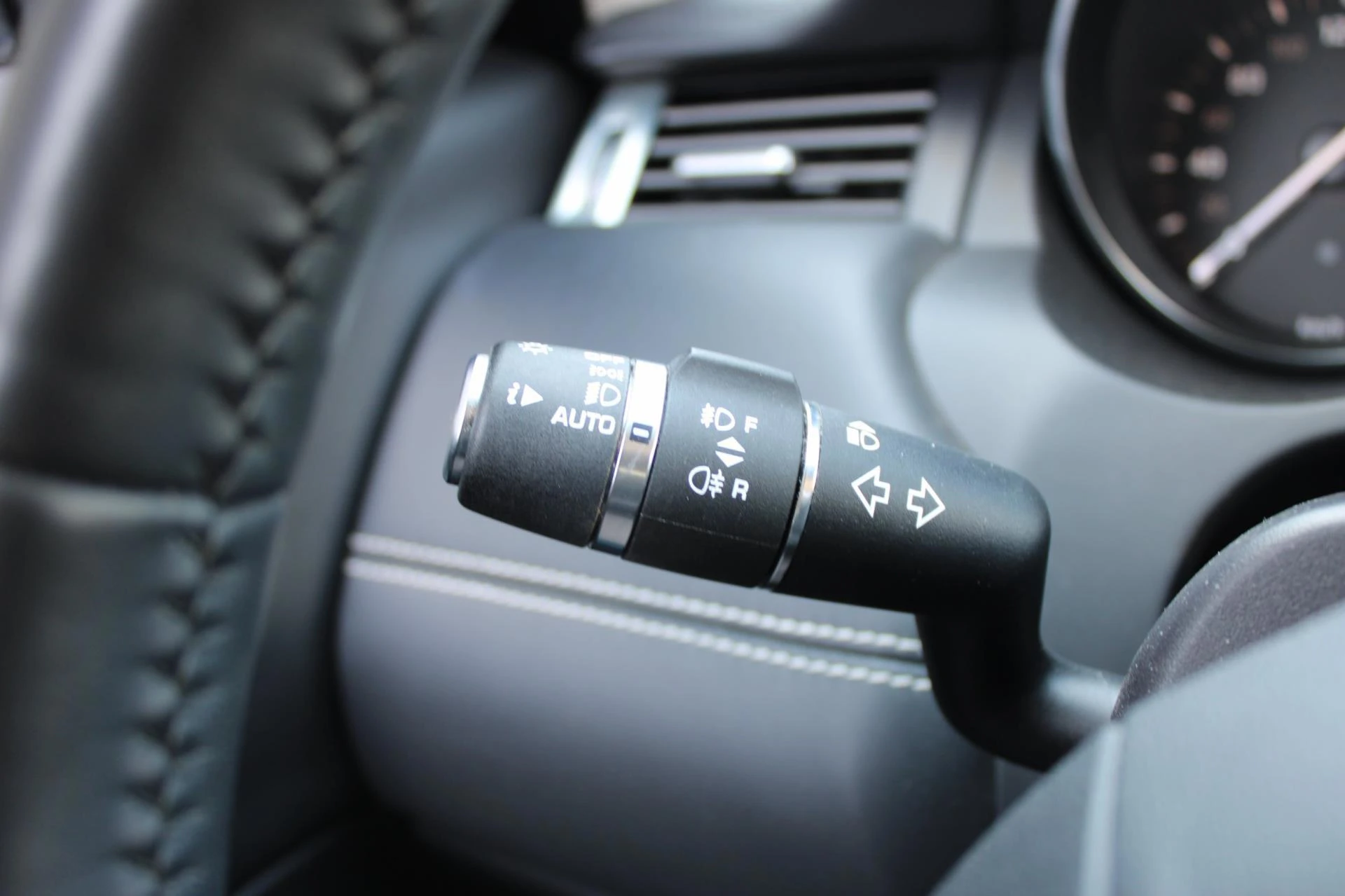Land Rover Range Rover Evoque 2016 - 2.0 Si4 Autobiography 241PK !!NIEUWBINNEN!! afbeelding 32