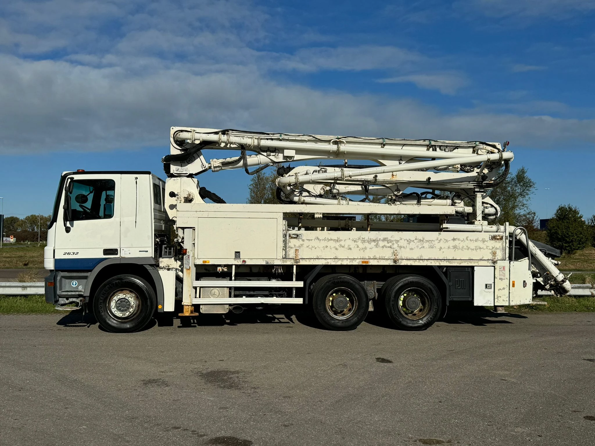 Mercedes-Benz Actros 2008 - MercedesBenz 2632 6x4 with Putzmeister BSF 24-4 11 24m concrete pump afbeelding 2