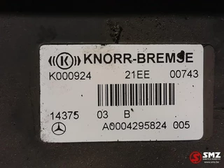 Mercedes-Benz N/A 2014 - Occ EBS achterasmodulator Mercedes imagem 4