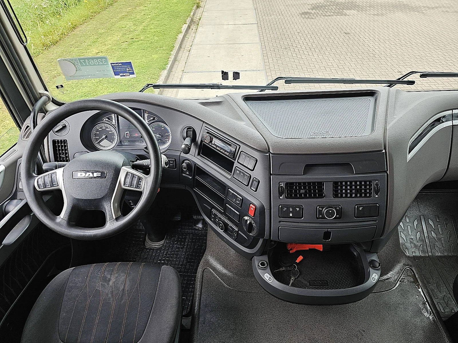 DAF 2022 - XF 530 image 8